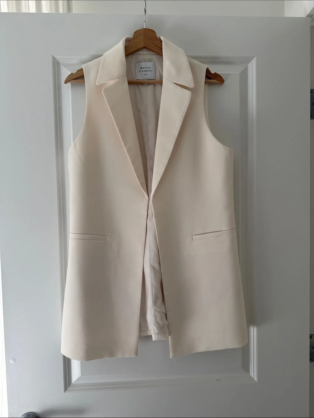 Maison Jules Cream Sleeveless Blazer Vest
